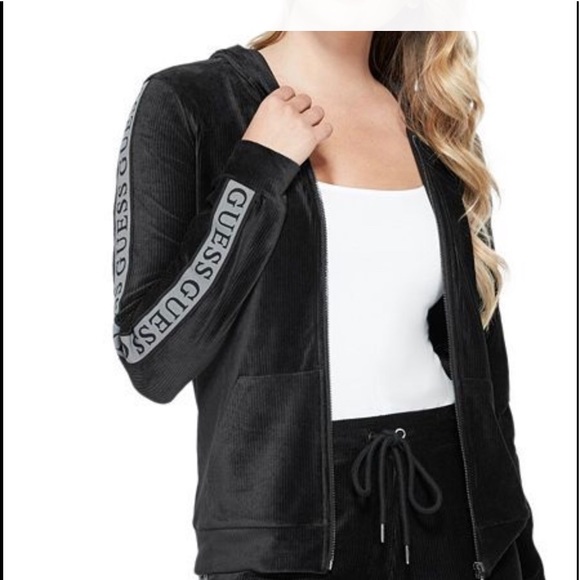 Guess Hoodie - Picture 3 of 12